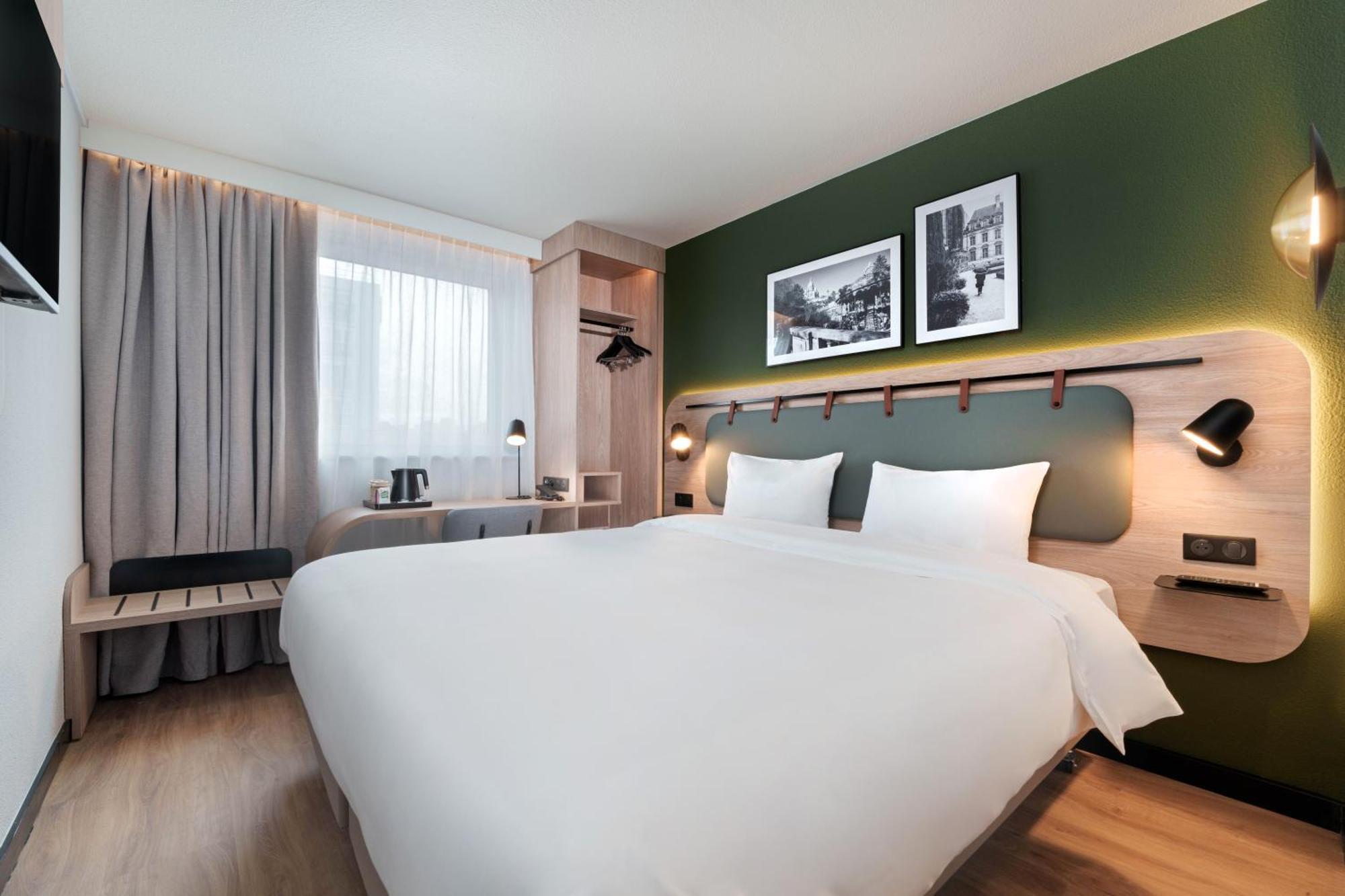 Kyriad Hotel Le Blanc-Mesnil