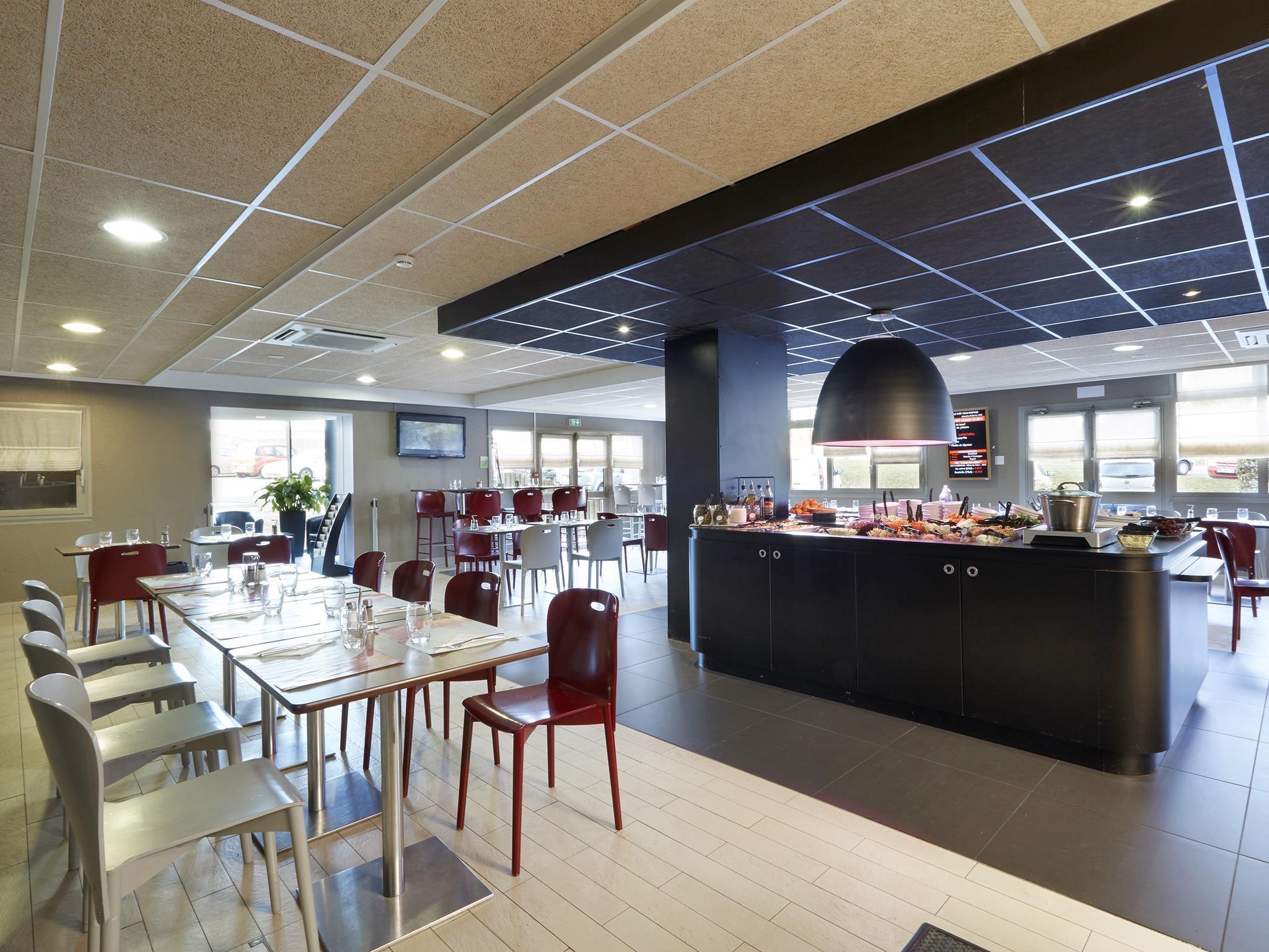 Kyriad Hotel