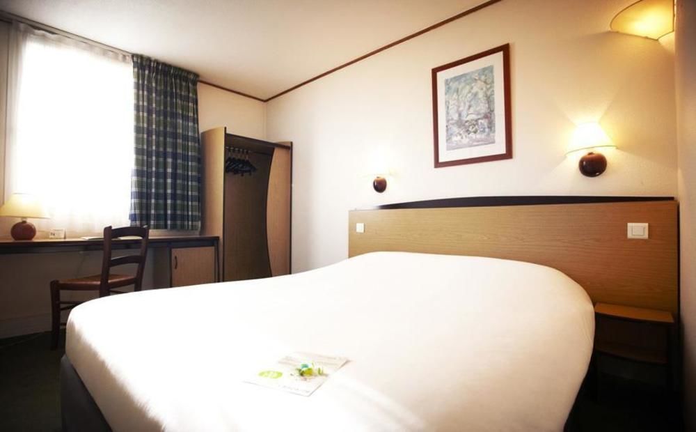 Kyriad Hotel Le Blanc-Mesnil