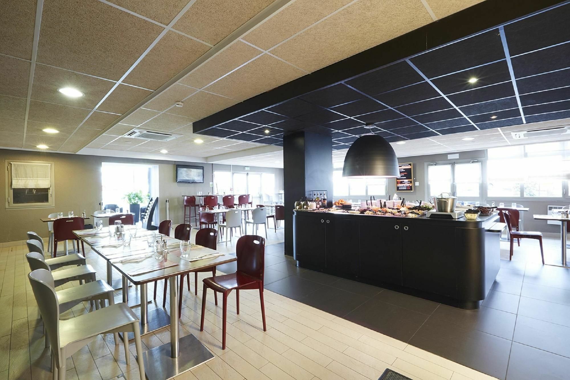 Hotel Kyriad Le Blanc-Mesnil