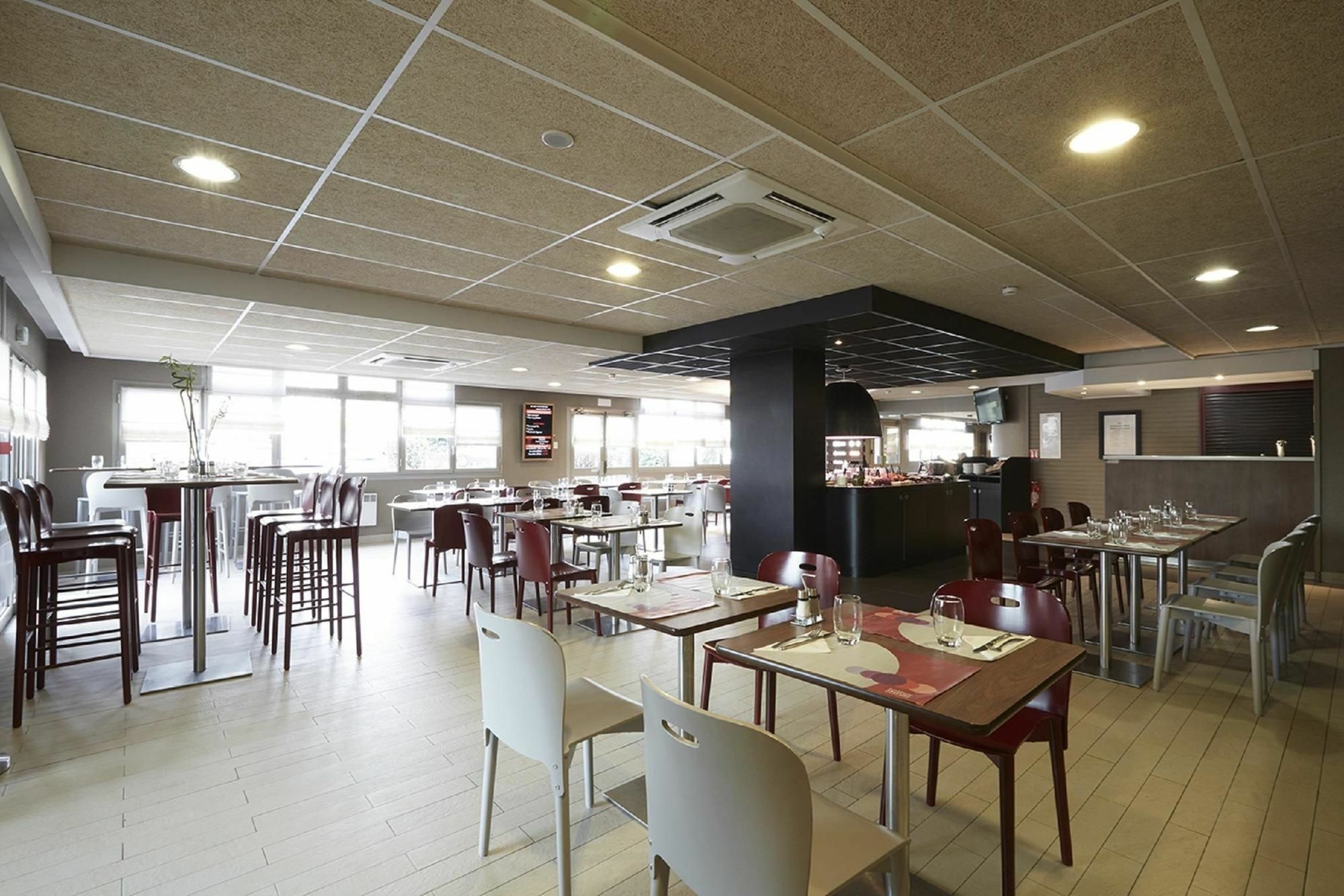 Kyriad Hotel Le Blanc-Mesnil